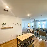 Modern 2-Bed, 2-Bath, 4 Min Walk To Northeastern